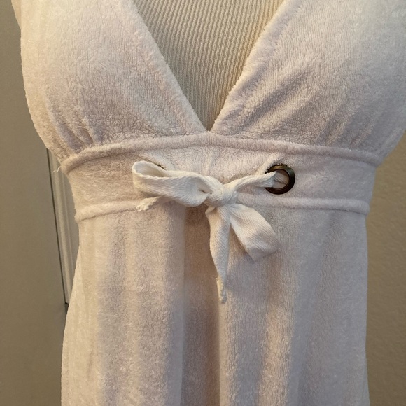 U.S. Polo Assn. White Terrycloth Dress with Gold Label - Picture 2 of 5